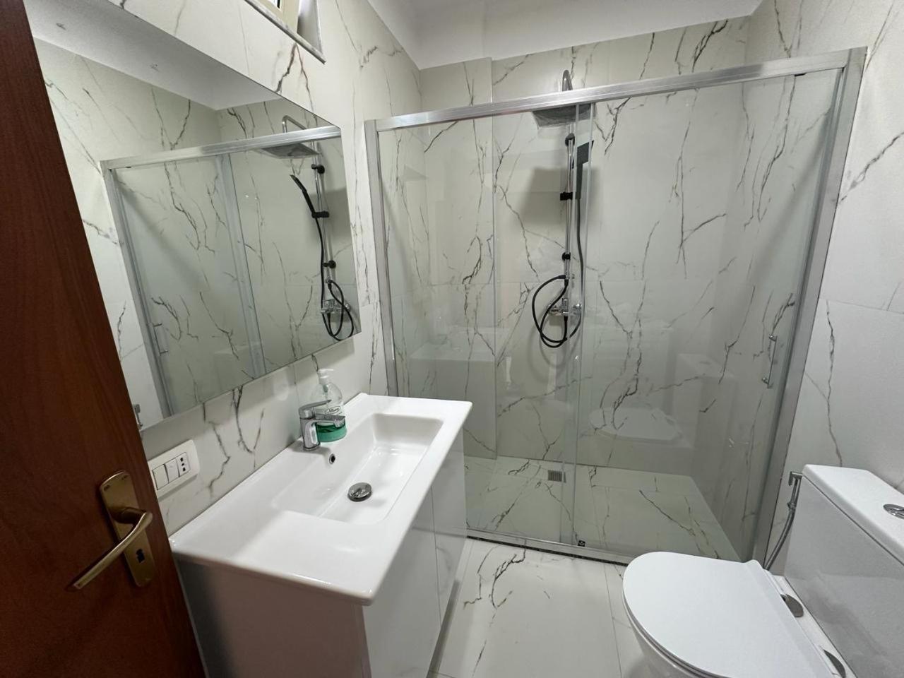 Sunset Sea View - Beachfront Balcony - Ac - Wifi * Дуррес